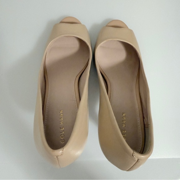 Cole Haan Harlow Cream Peep-Toe Heels Size 10 - Picture 6 of 9